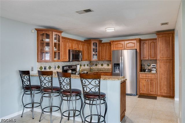 321 Santa Barbara BLVD, Cape Coral, FL 33991