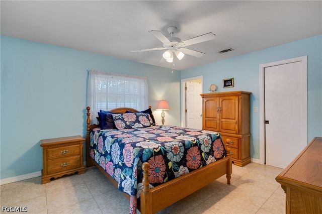 321 Santa Barbara BLVD, Cape Coral, FL 33991