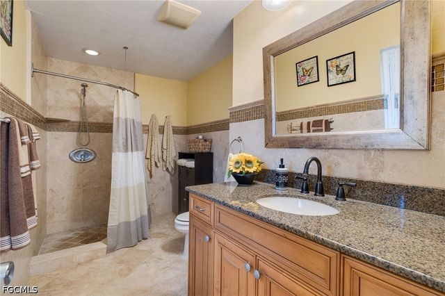 321 Santa Barbara BLVD, Cape Coral, FL 33991