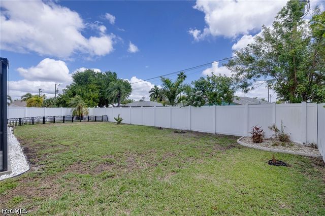 321 Santa Barbara BLVD, Cape Coral, FL 33991