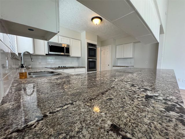 22018 Elsinore Drive, Katy, TX 77450