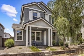 2022 W DESERT HOLLOW Drive, Phoenix, AZ 85085