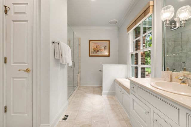 140 Brook Hollow Rd, Nashville, TN 37205