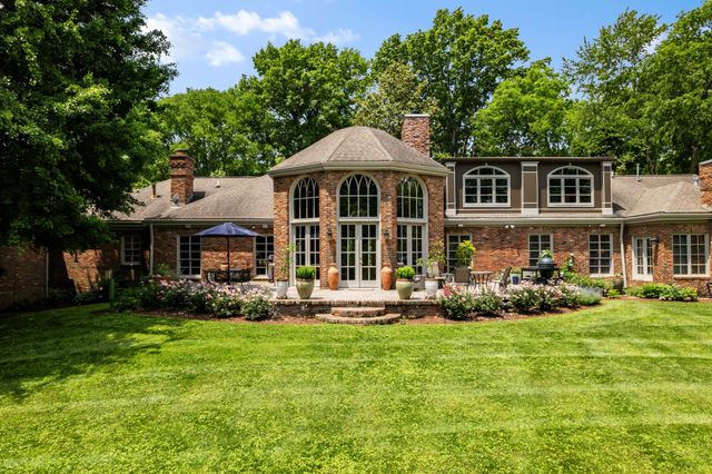 140 Brook Hollow Rd, Nashville, TN 37205