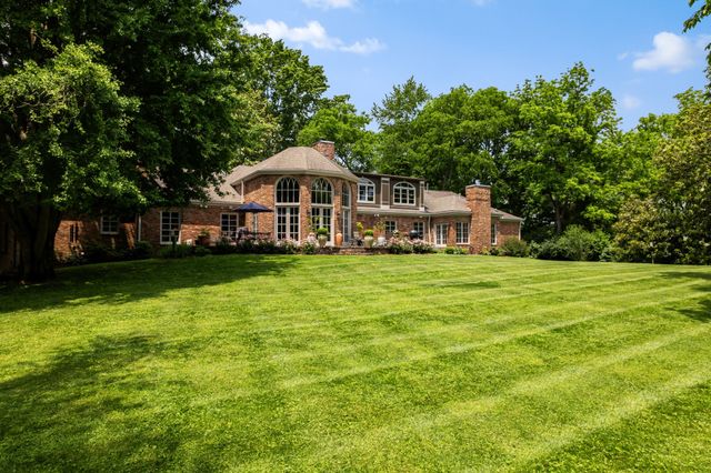 140 Brook Hollow Rd, Nashville, TN 37205