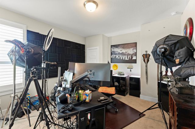 99 Zenith Lane, Sugar Land, TX 77498