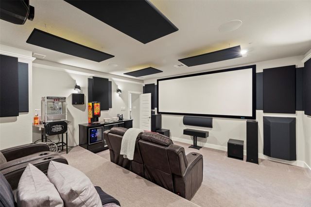 99 Zenith Lane, Sugar Land, TX 77498