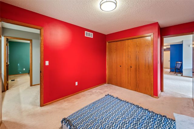 5912 Aspen Circle, Johnston, IA 50131