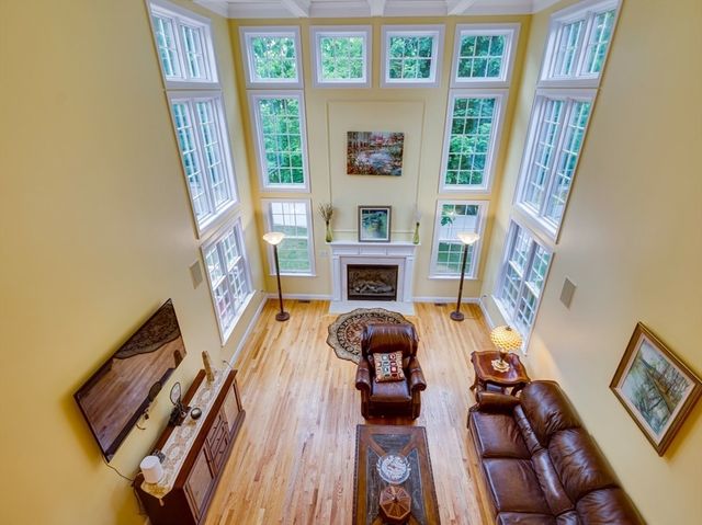 14 Nassau Drive, Winchester, MA 01890