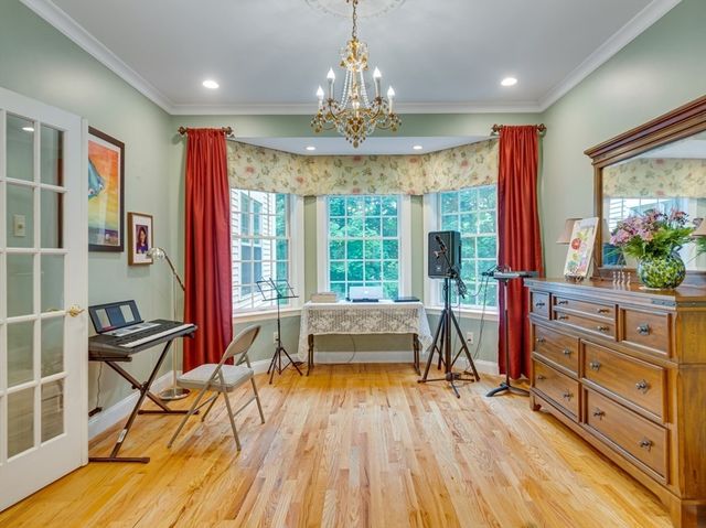 14 Nassau Drive, Winchester, MA 01890