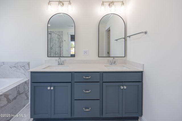 101 Sunny Acres Lane, Clinton, NC 28328