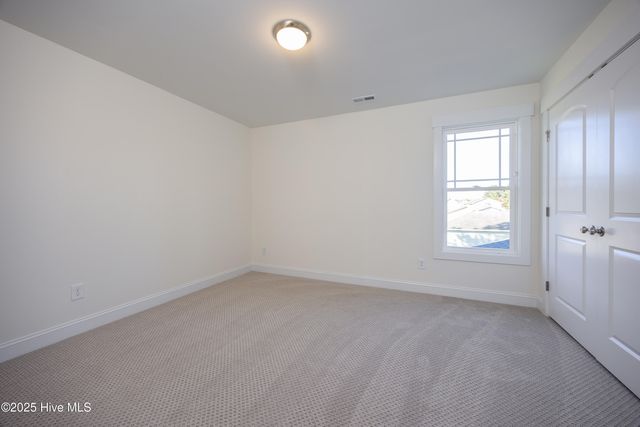 101 Sunny Acres Lane, Clinton, NC 28328