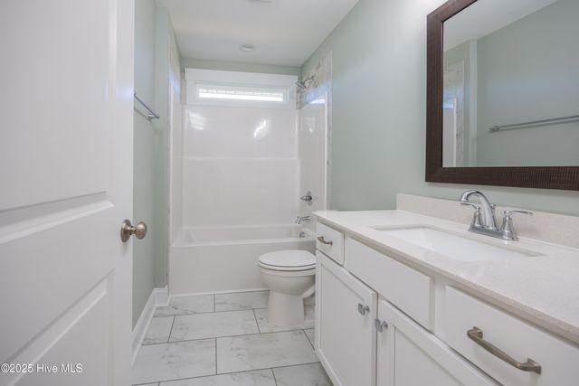 101 Sunny Acres Lane, Clinton, NC 28328