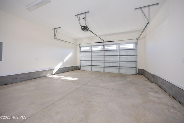 101 Sunny Acres Lane, Clinton, NC 28328