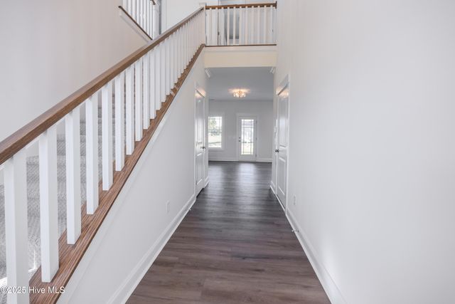 101 Sunny Acres Lane, Clinton, NC 28328