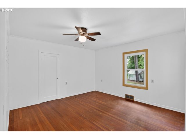 15833 S FORSYTHE Rd, Oregon City, OR 97045