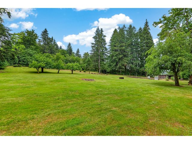 15833 S FORSYTHE Rd, Oregon City, OR 97045