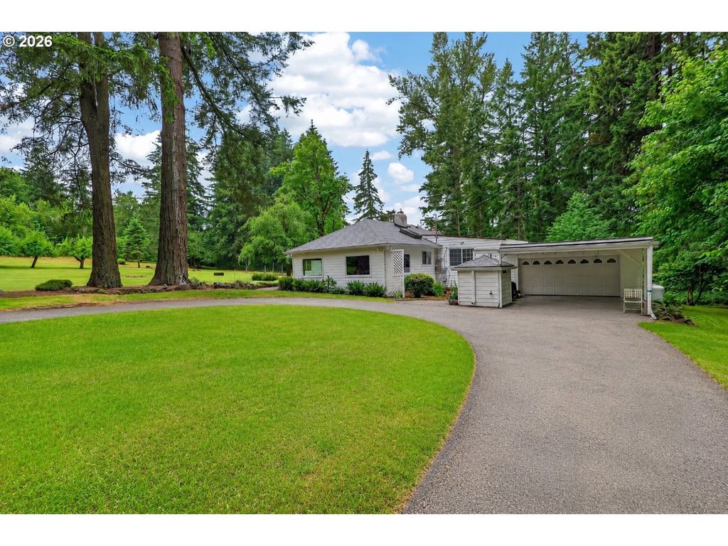 15833 S FORSYTHE Rd, Oregon City, OR 97045