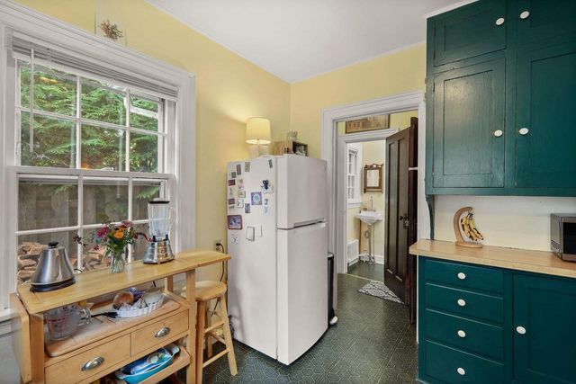 1928 Commonwealth Avenue, Madison, WI 53726