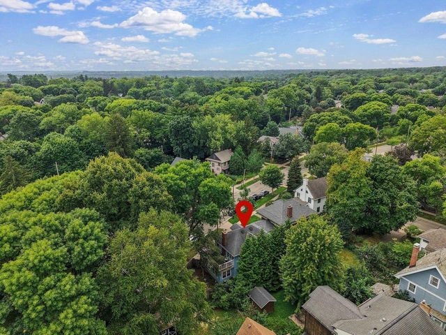 1928 Commonwealth Avenue, Madison, WI 53726