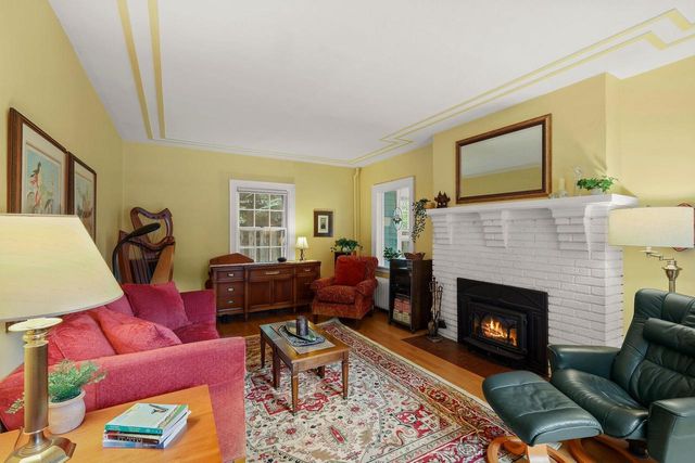 1928 Commonwealth Avenue, Madison, WI 53726