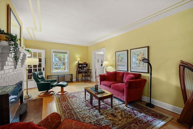 1928 Commonwealth Avenue, Madison, WI 53726