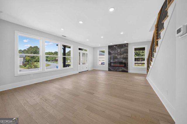 210 lacey, Loganville, GA 30052