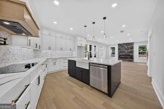 210 lacey, Loganville, GA 30052