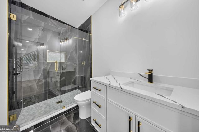 210 lacey, Loganville, GA 30052