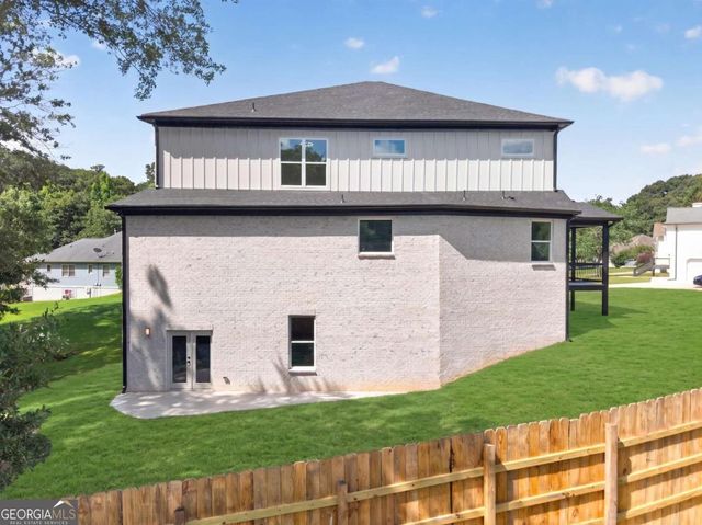 210 lacey, Loganville, GA 30052