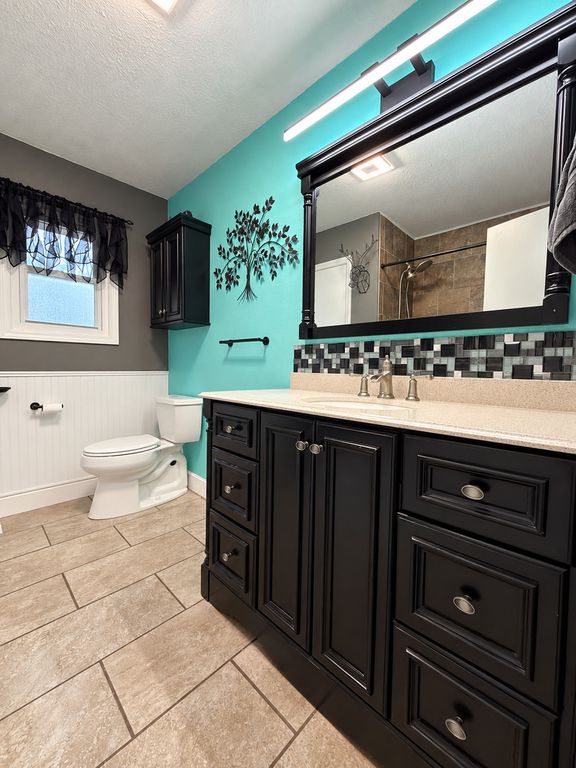 Image 29 of property listing at 8015 Brubaker Road, Iuka, IL 62849
