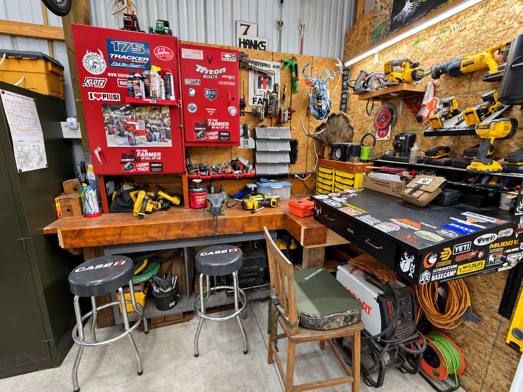 Image 56 of property listing at 8015 Brubaker Road, Iuka, IL 62849