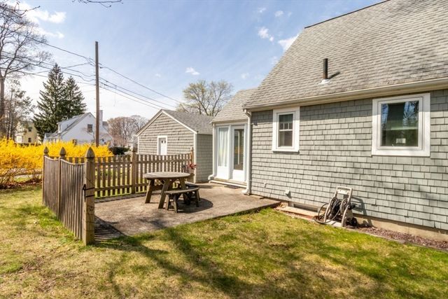 67 Park Ave, Braintree, MA 02184