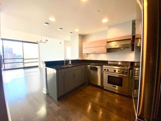 88 E San Fernando 2001, San Jose, CA 95113