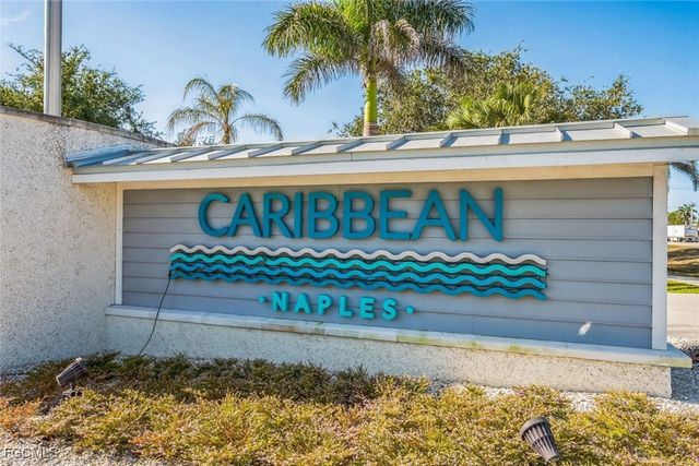 29 Colby CT, Naples, FL 34110