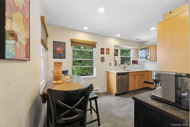 529 Sierra Vista Lane, Valley Cottage, NY 10989