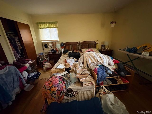 66 40th Street, Islip, NY 11751