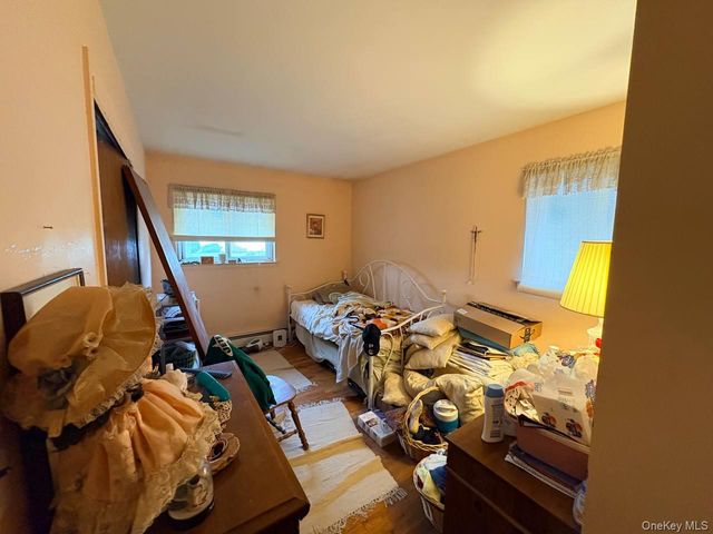 66 40th Street, Islip, NY 11751