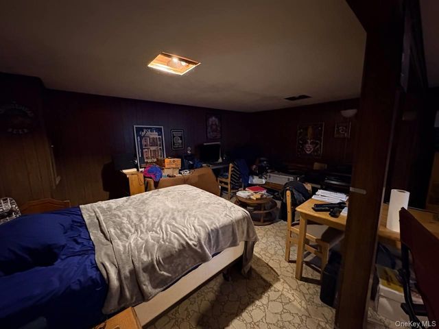 66 40th Street, Islip, NY 11751