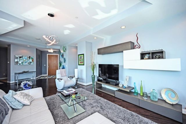 1 Roebling Way, 406, Covington, KY 41011