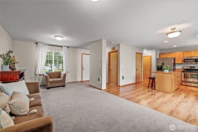 4114 S 67th St, Tacoma, WA 98409
