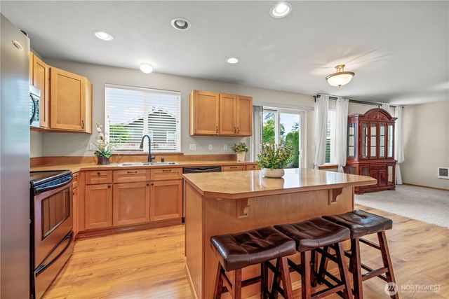 4114 S 67th St, Tacoma, WA 98409