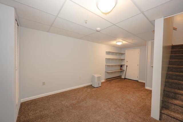 105 Elmwood Drive, Hudson, NH 03051