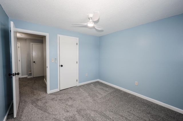 105 Elmwood Drive, Hudson, NH 03051