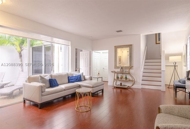 1115 Cherrypalm, Hollywood, FL 33019