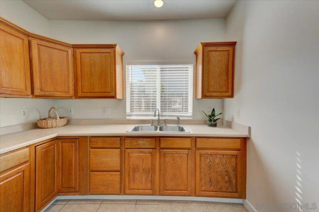 4250-4252 DIVISION, San Diego, CA 92113