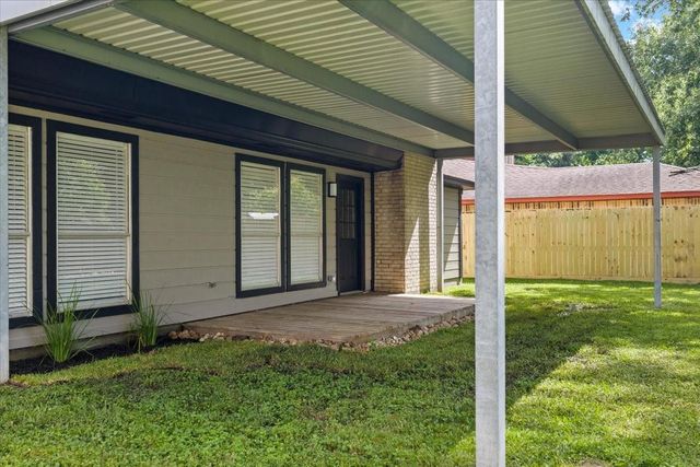 411 Topsail Way, Crosby, TX 77532