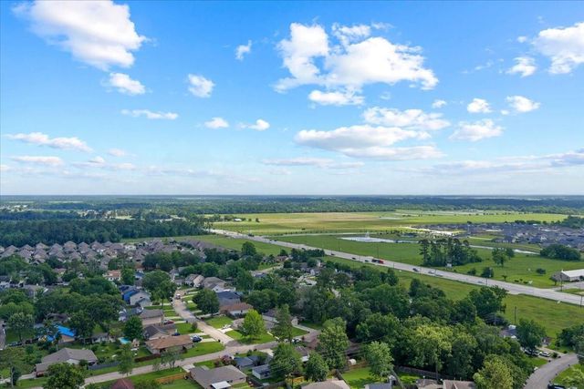 411 Topsail Way, Crosby, TX 77532