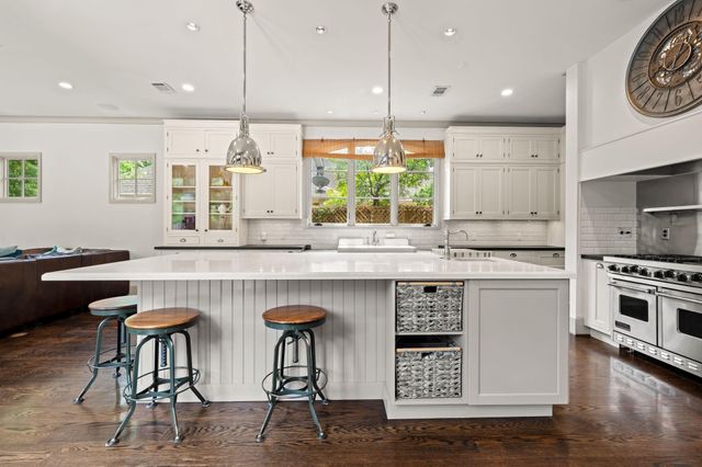 1116 Danbury Road, Houston, TX 77055
