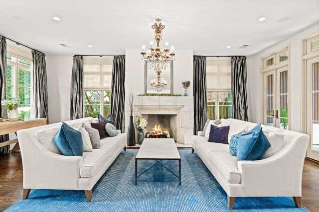 1116 Danbury Road, Houston, TX 77055